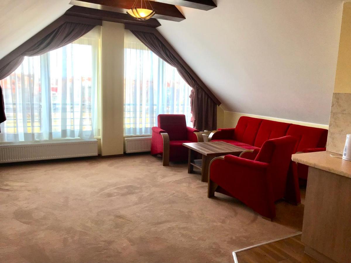 Apartamenty I Pokoje Pan Tadeusz II Lötzen Exterior foto
