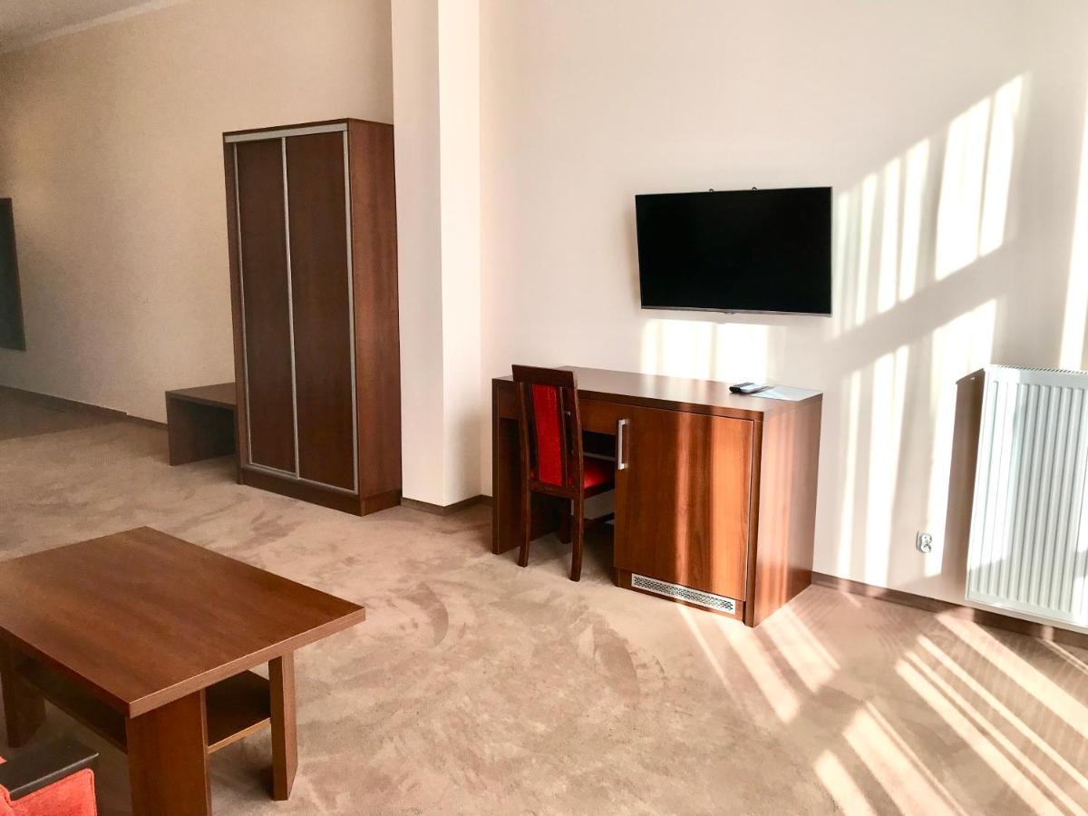 Apartamenty I Pokoje Pan Tadeusz II Lötzen Exterior foto
